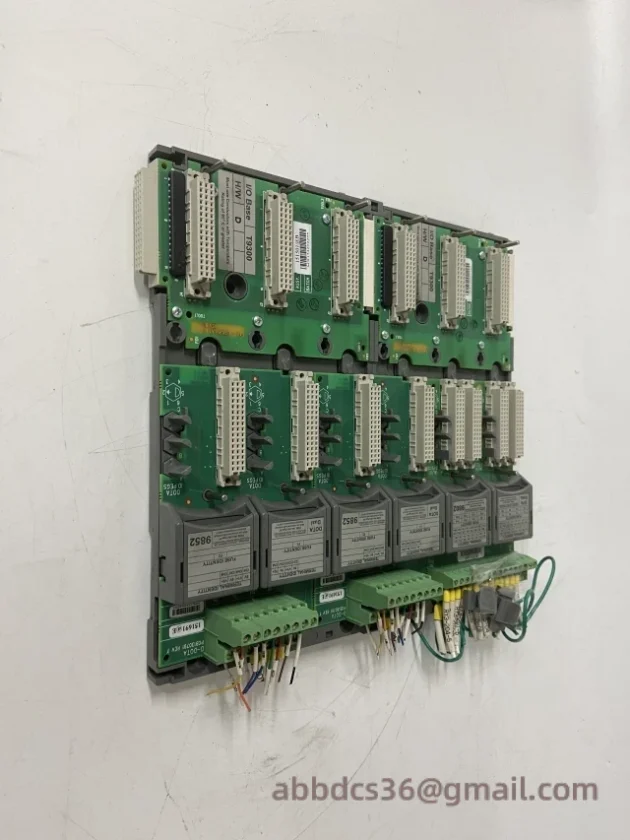 Woodward 9802-1-9852-2 Industrial Control Module