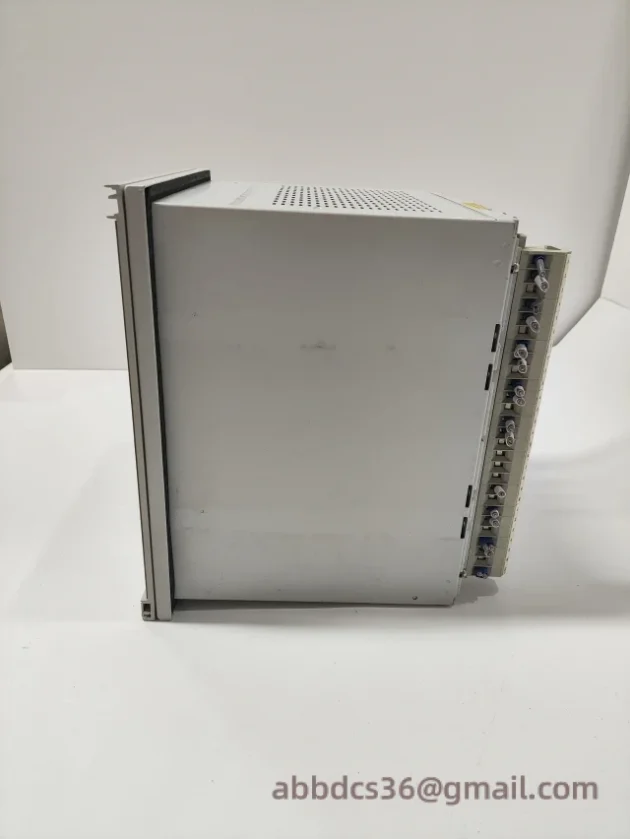 ABB REF545KB133AAAA Protection and Control Relay Module