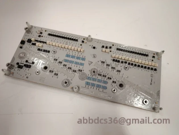 Honeywell CC-TUI041 Universal Input/Output Module for Industrial Automation Control