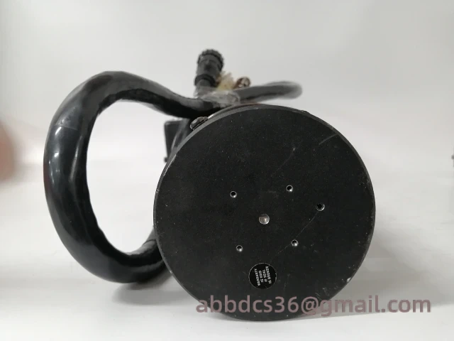 jdsu_2213-75TSLKTB_2.webp JDSU 2213-75TSLKTB Optical Test Module for Telecommunications