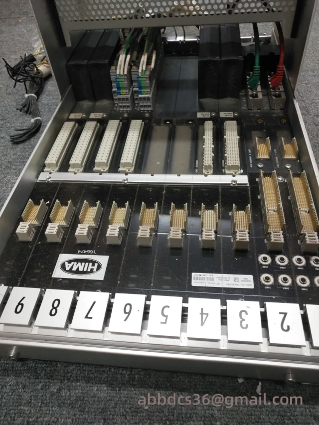 HIMA_LM002_MAX_985020002_3.webp HIMA LM002_MAX 985020002 - Digital Input Module for Industrial Automation